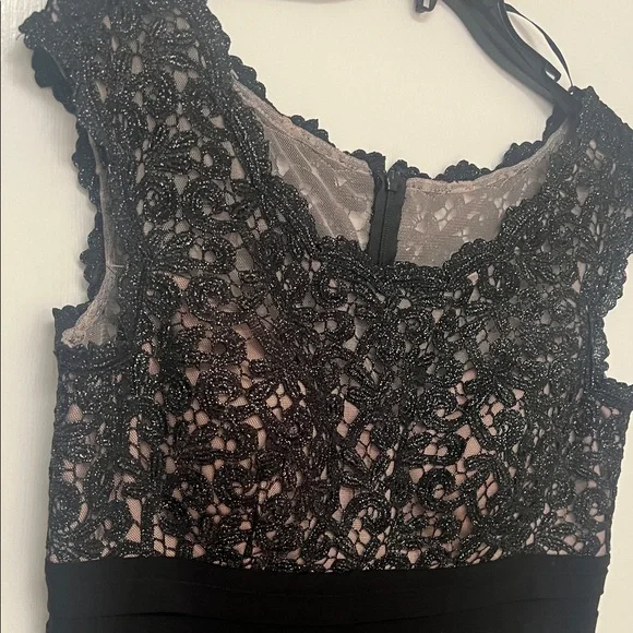 Xscape Black Lace Midi Dress